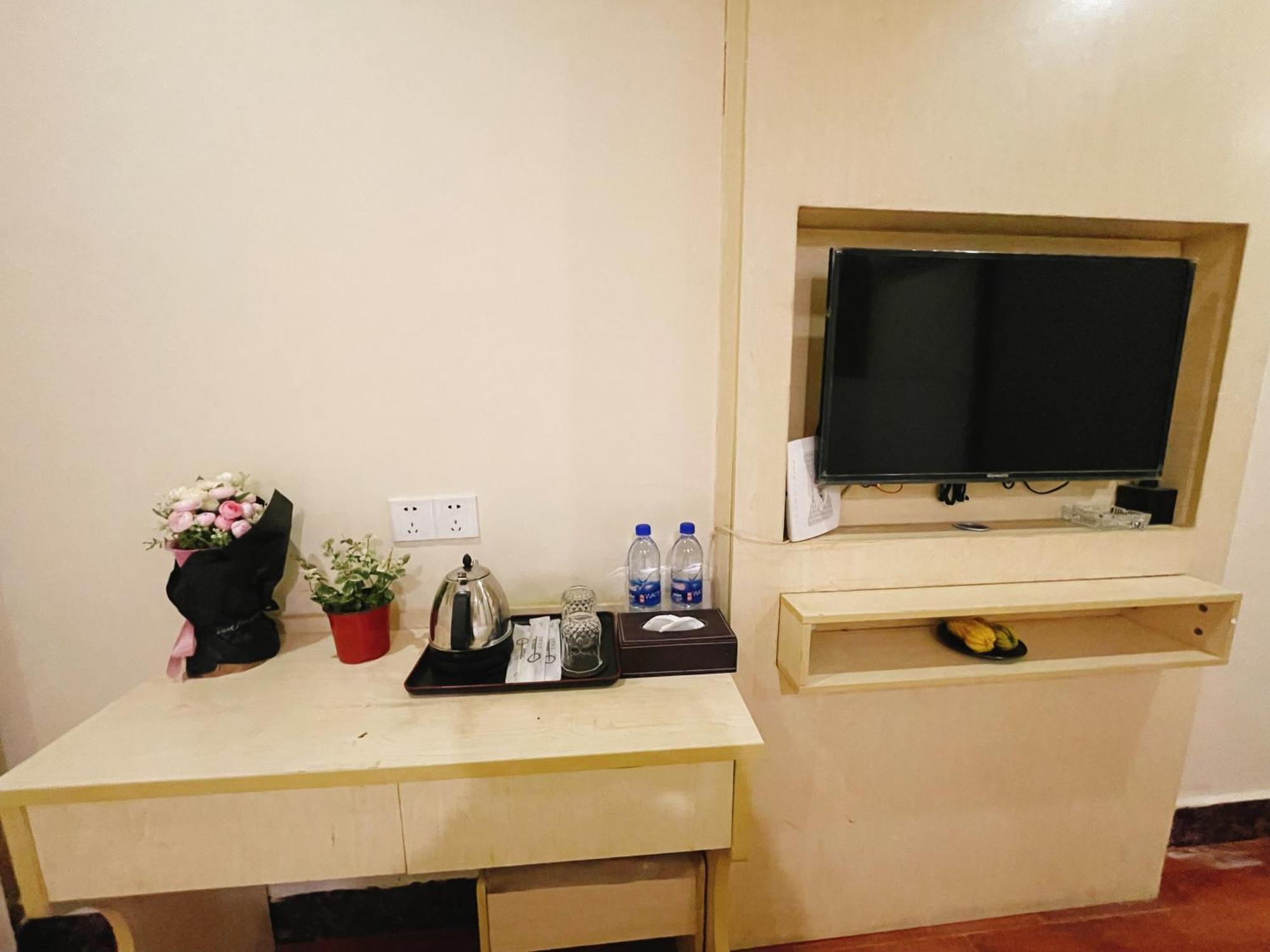 Emi Hotel Guangzhou International Convention And Exhibition Center Guangzhou Tower Branch Eksteriør billede